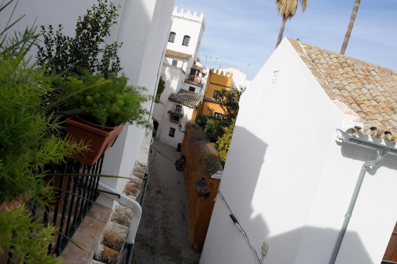 The Wall of the Alcázar Palace Sevilla Exterior foto