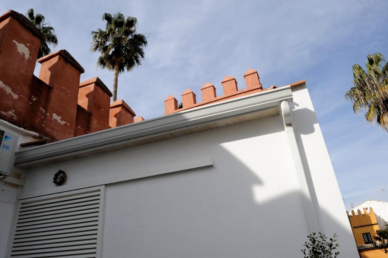 The Wall of the Alcázar Palace Sevilla Exterior foto